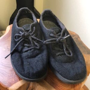 Allbirds Wool Runners in natural black - size 8